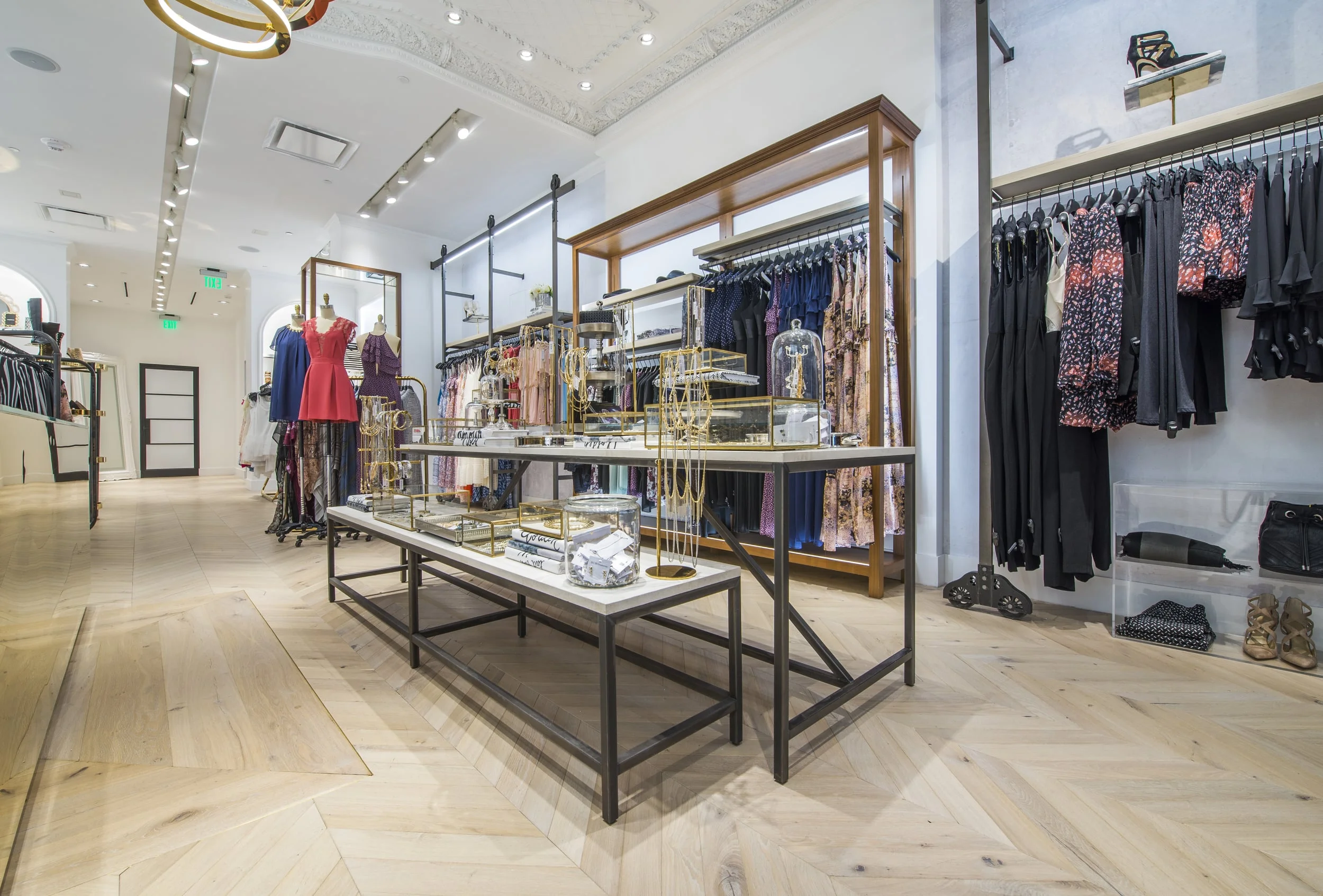 BCBGeneration Galleria_HR-3910.jpg