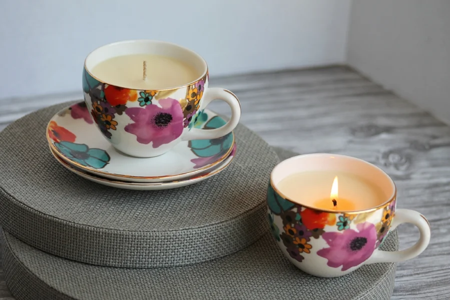 DIY Teacup Candles 