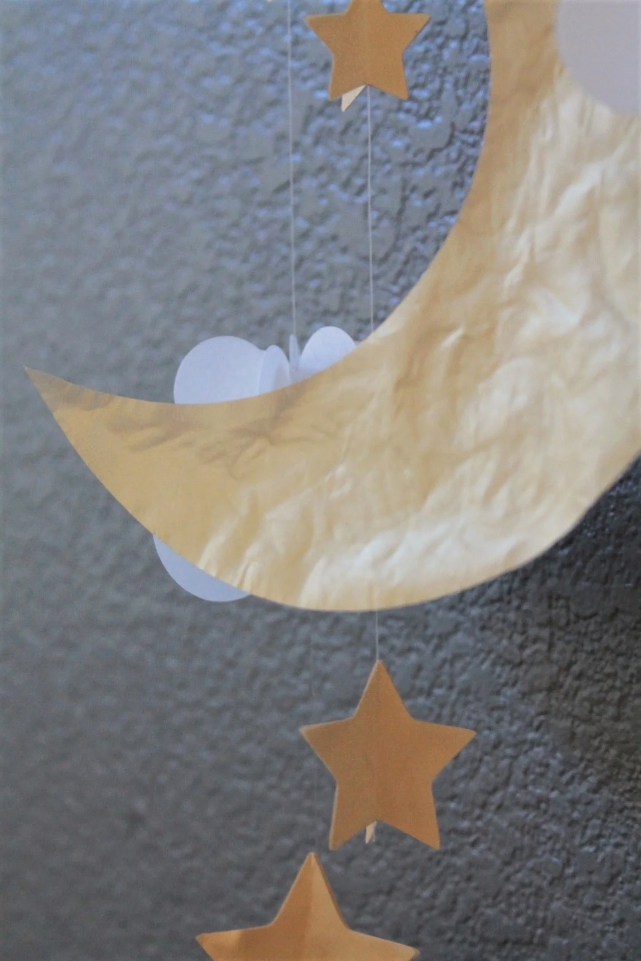 DIY Vellum Paper Garland