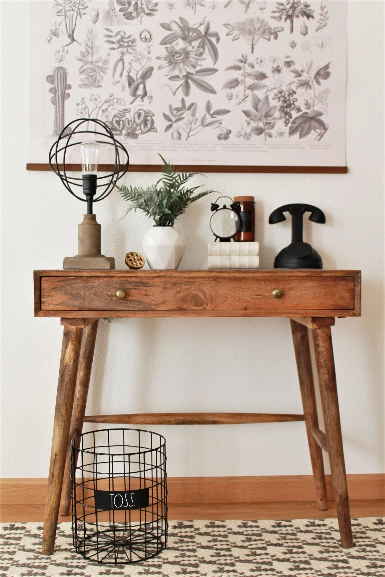 Minimal Home Decor Using Poster Wall Art