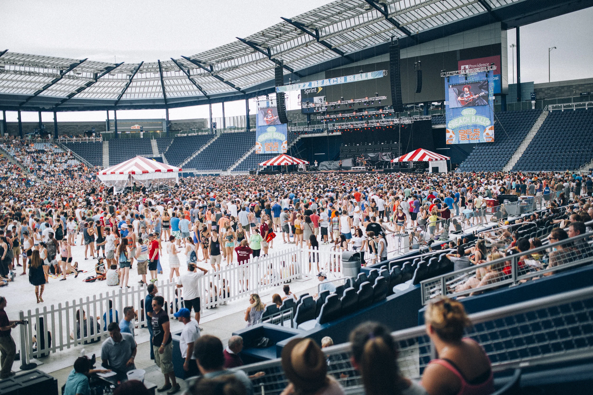 008_Milky_Chance_250715_Kansas-City_Buzz_AnthonyMolina__MG_3637.jpg
