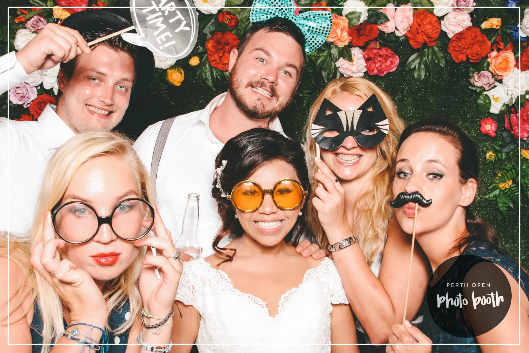 Linda &amp; Menno's Wedding Reception   Password: Provided on the night   - all lowercase -