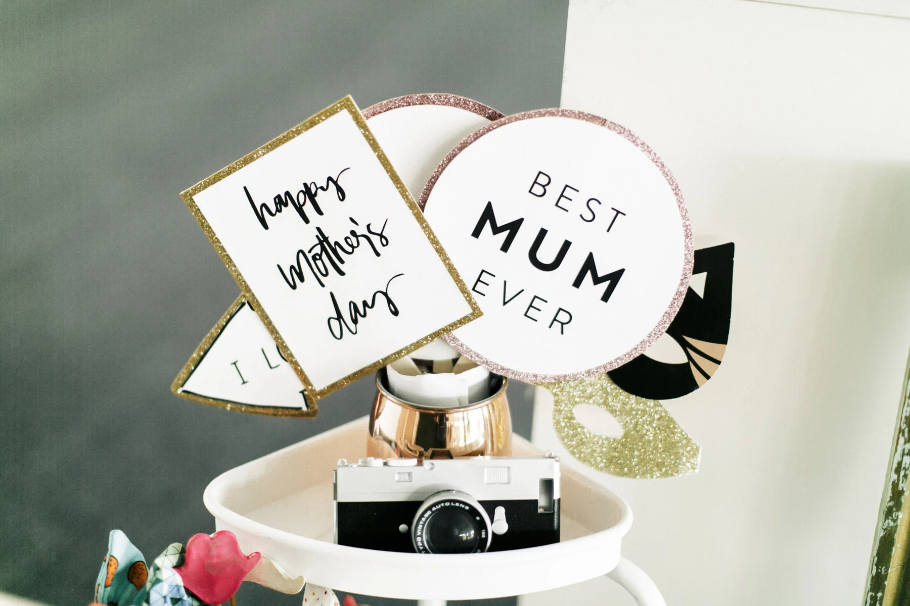 Card prop on sticks