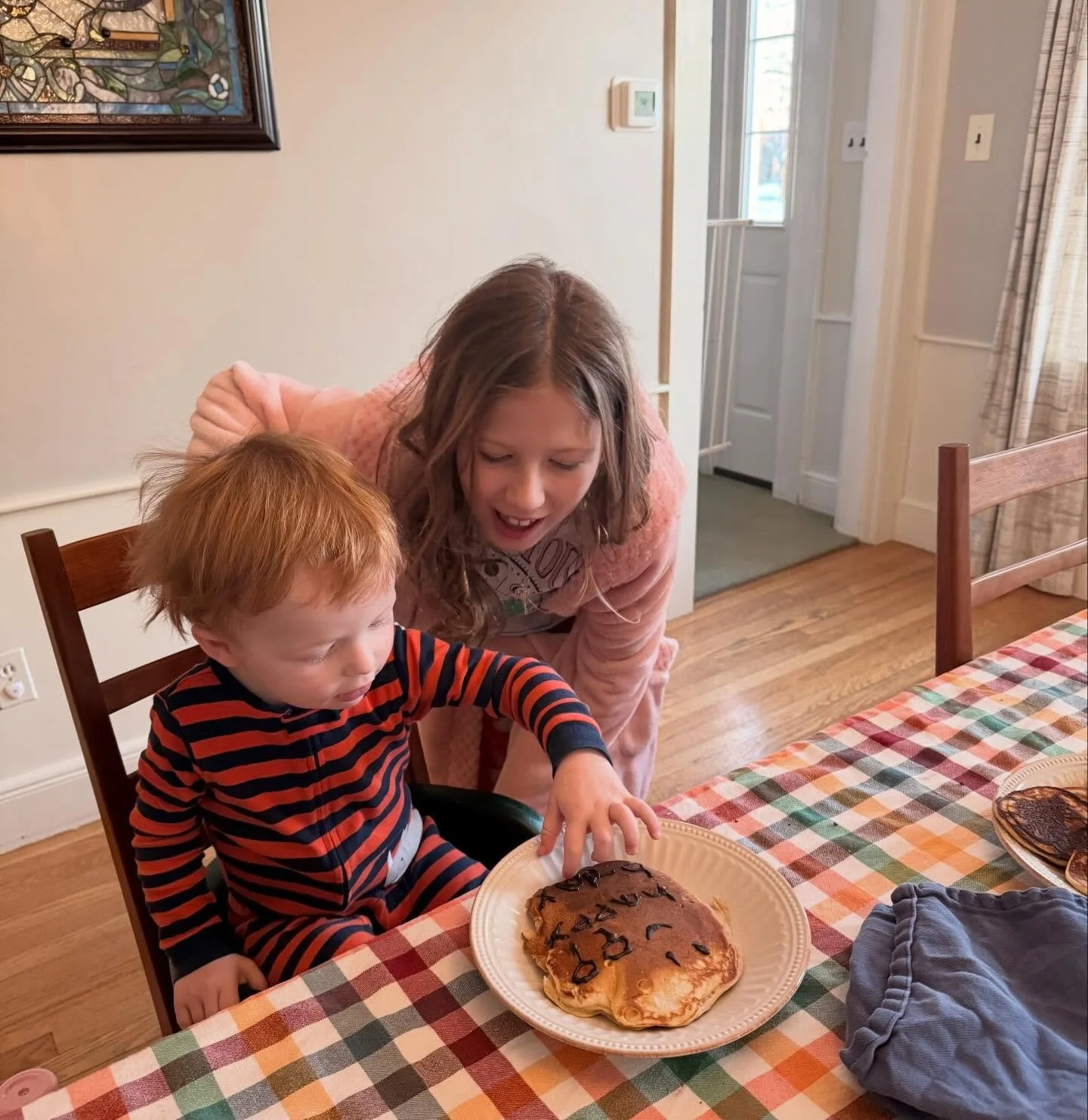 There&rsquo;s nothing that warms a parent&rsquo;s heart and makes you prouder than seeing the love that siblings show for one another. This morning Vivian woke up before everyone in the house, made homemade decorations, made pancakes, and wrapped all