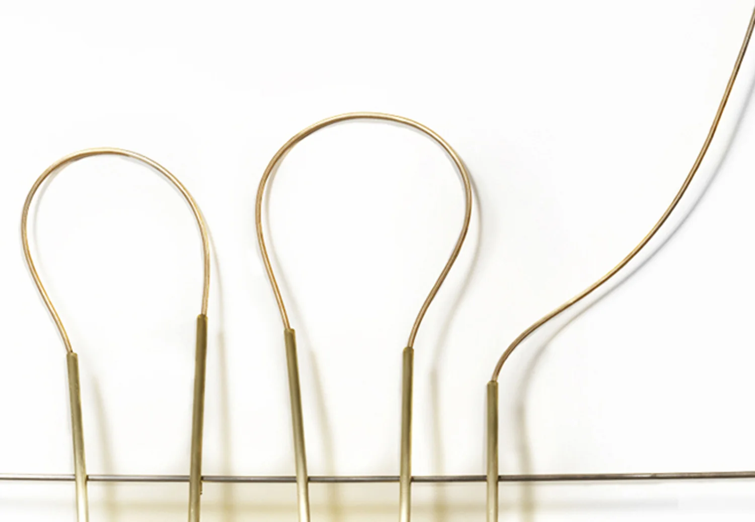 hoop-lamp-elish-warlop-horizontal-4-test.jpg