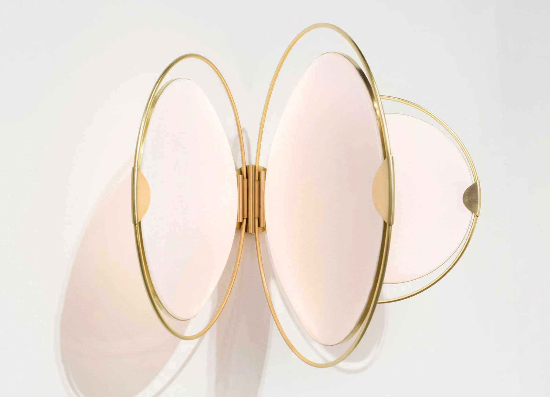 hoop-shade-sconce-elish-warlop-b2.jpg