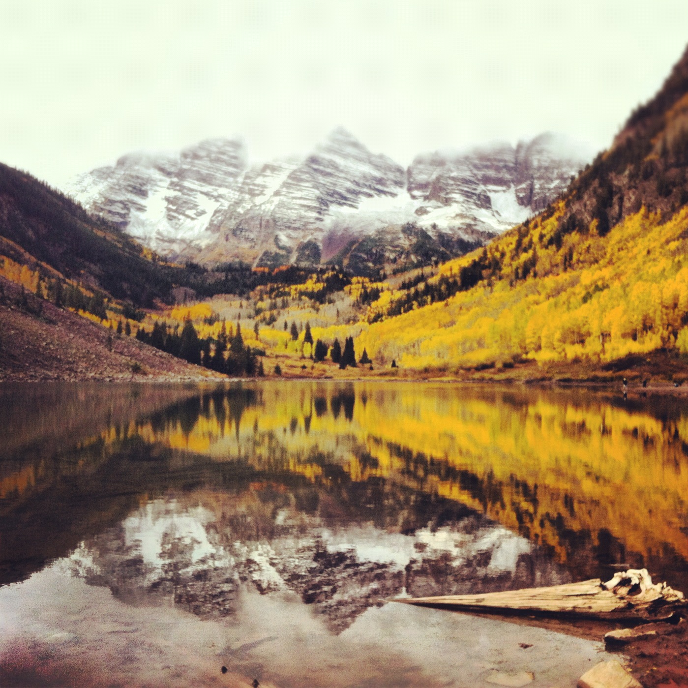 Maroon Bells in the Fall