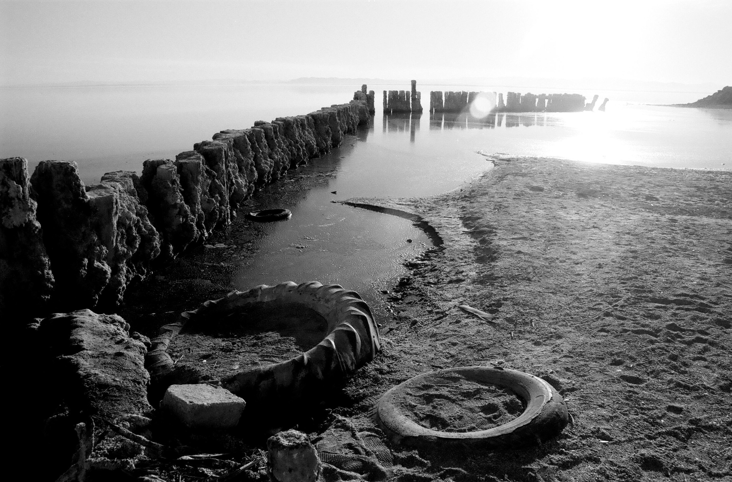 BW 13.25x20 salton sea tire.jpg