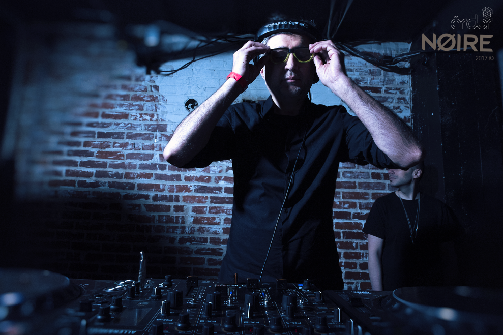 jazzW-photo-Noire-NT4.png
