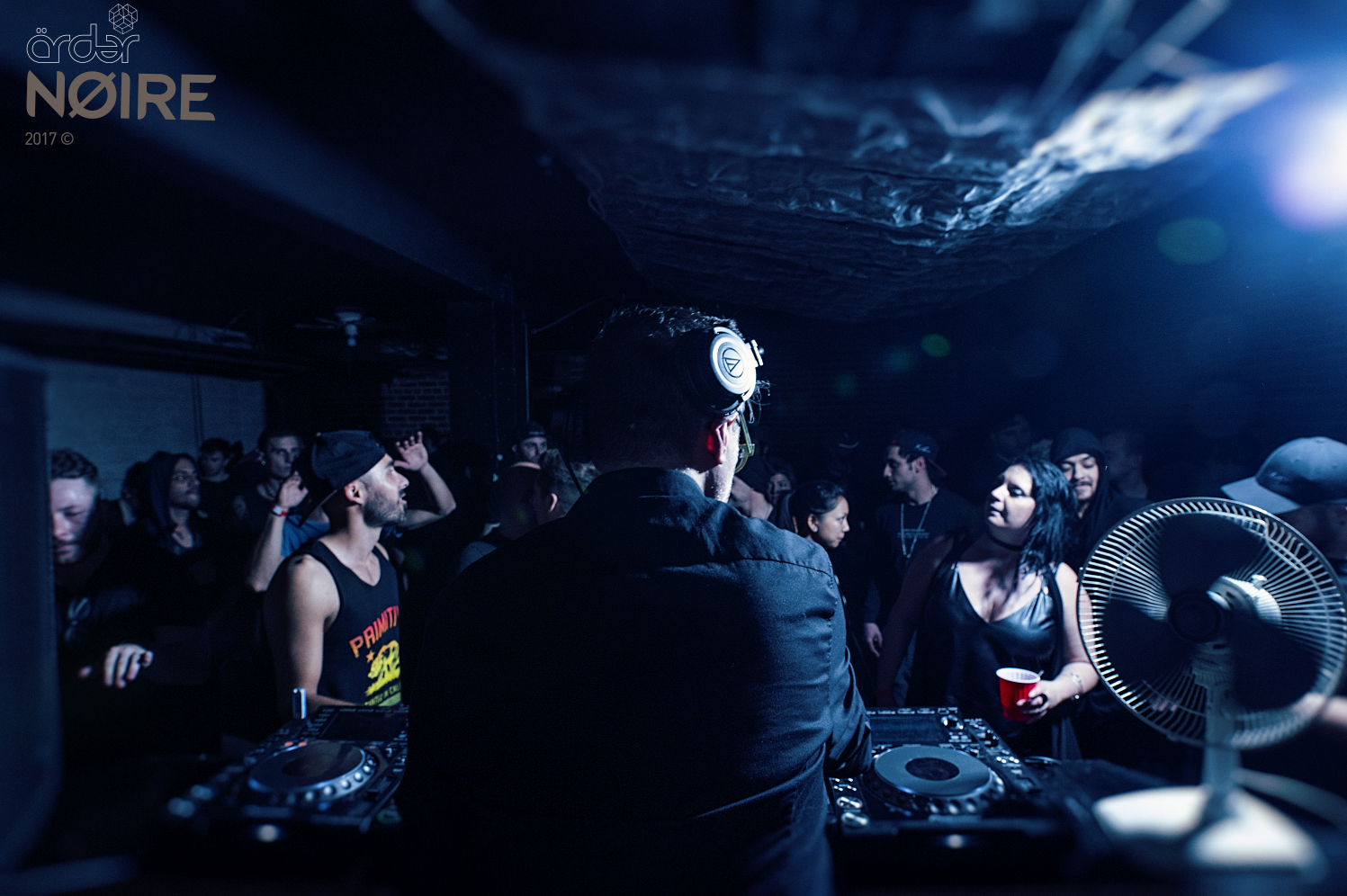 jazzW-photo-Noire-NT9.png