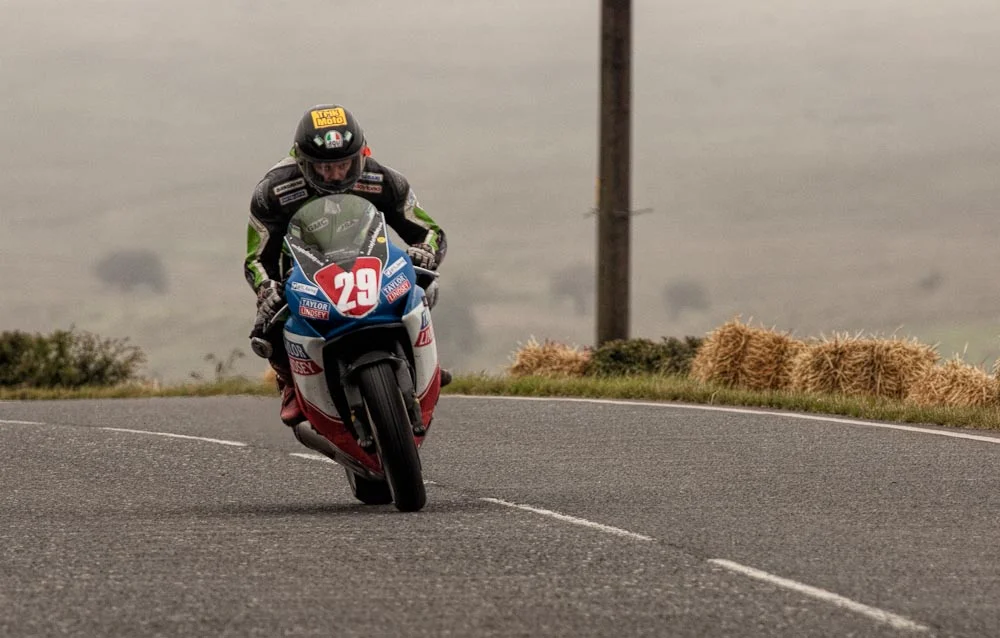 Ian Hutcinson-5.jpg