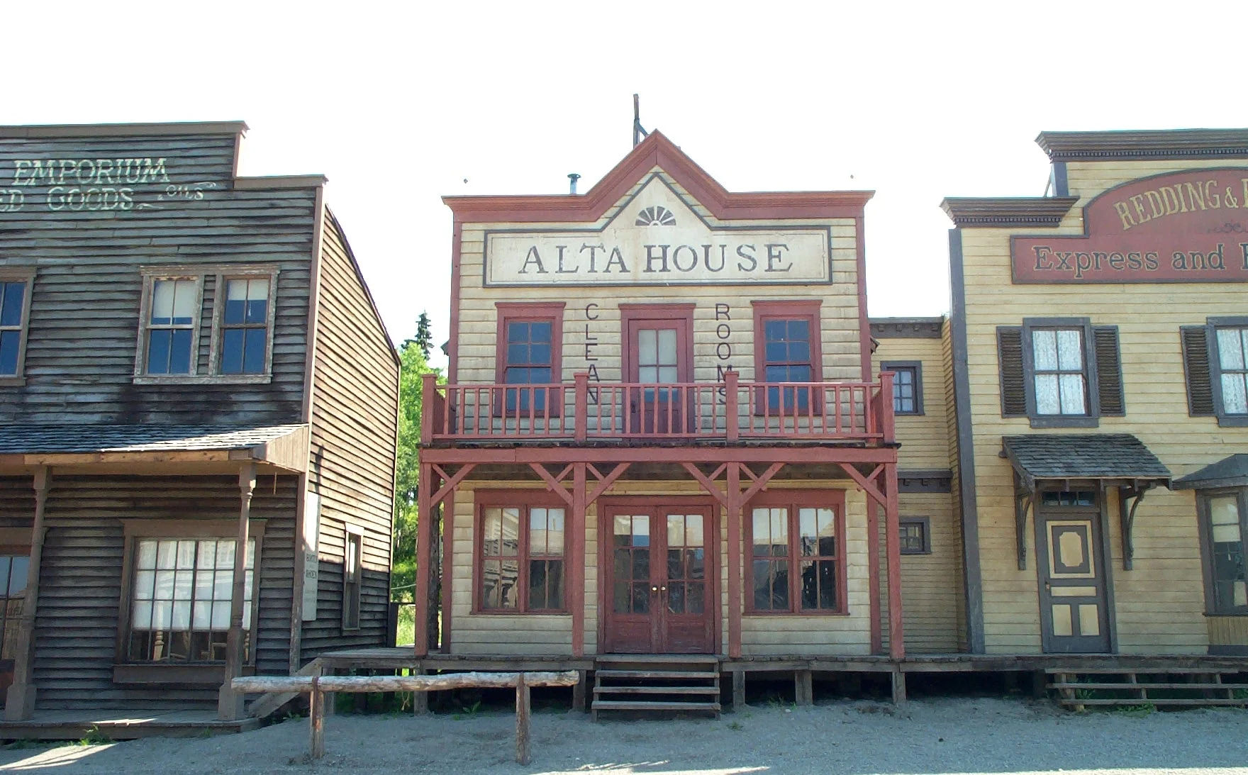 Building #7 DCP_1280.JPG