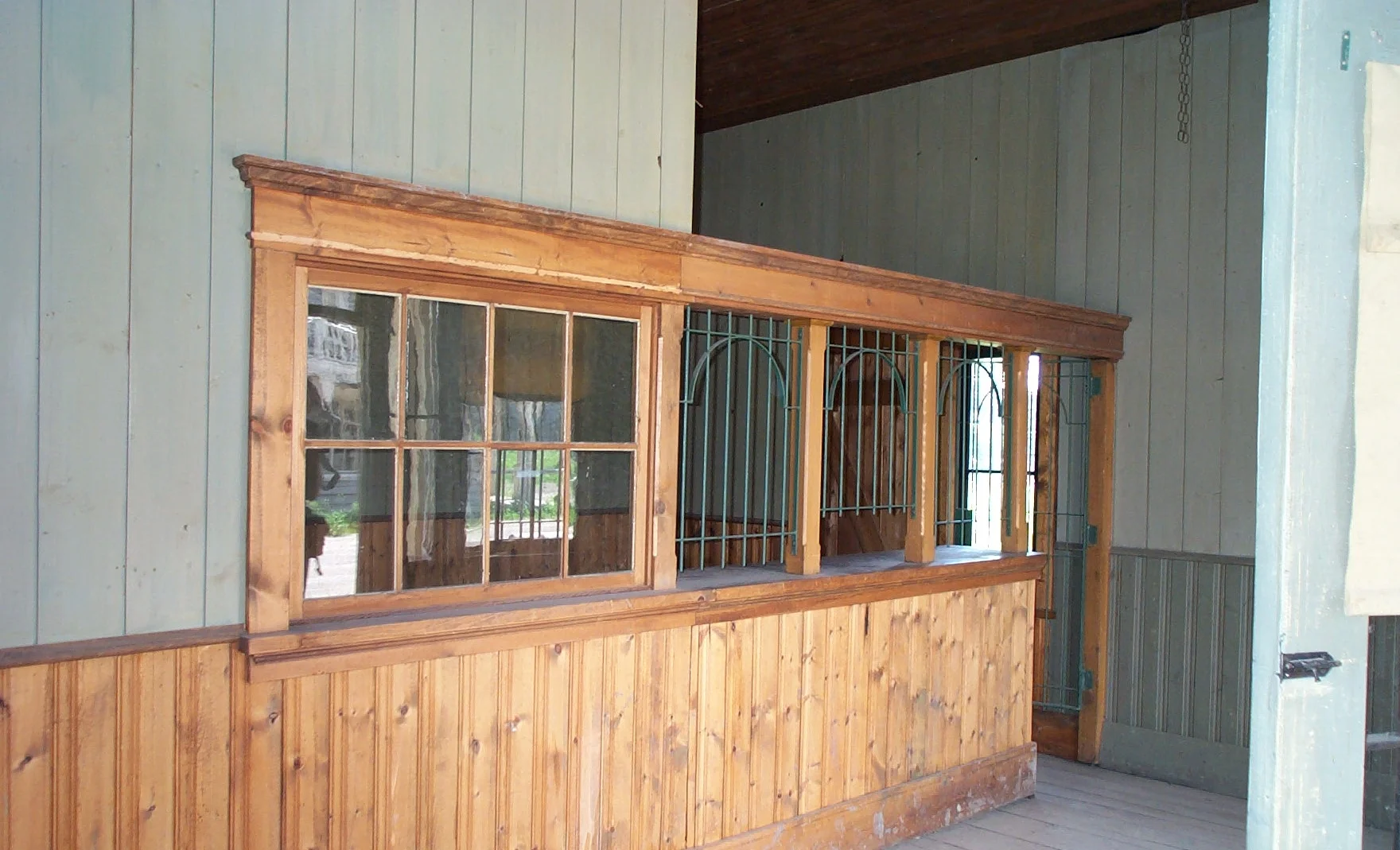 Building #5 Interior DCP_1443.JPG