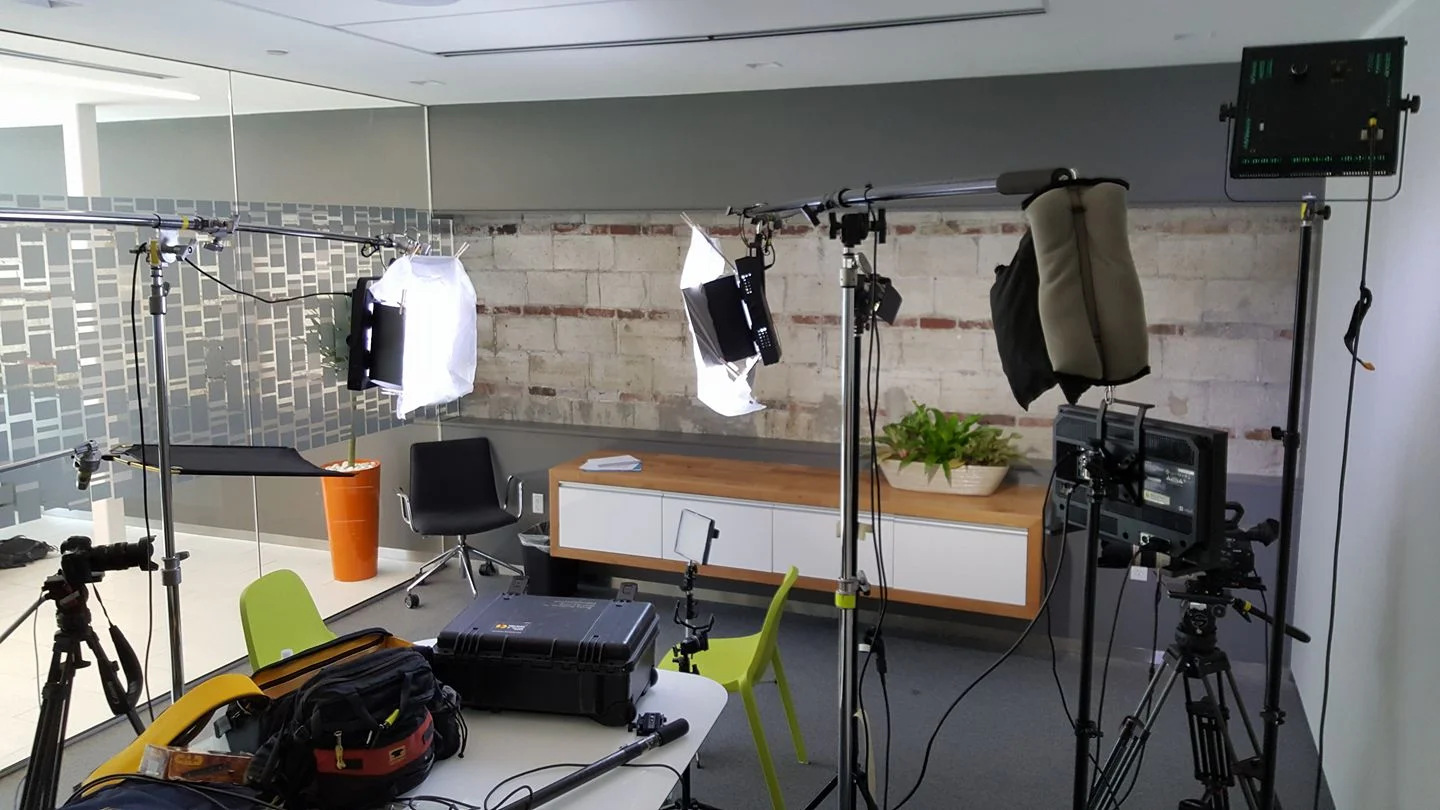 From March 2017, how I used to have to set up lights for a two-camera interview, using heavier fluorescent lights