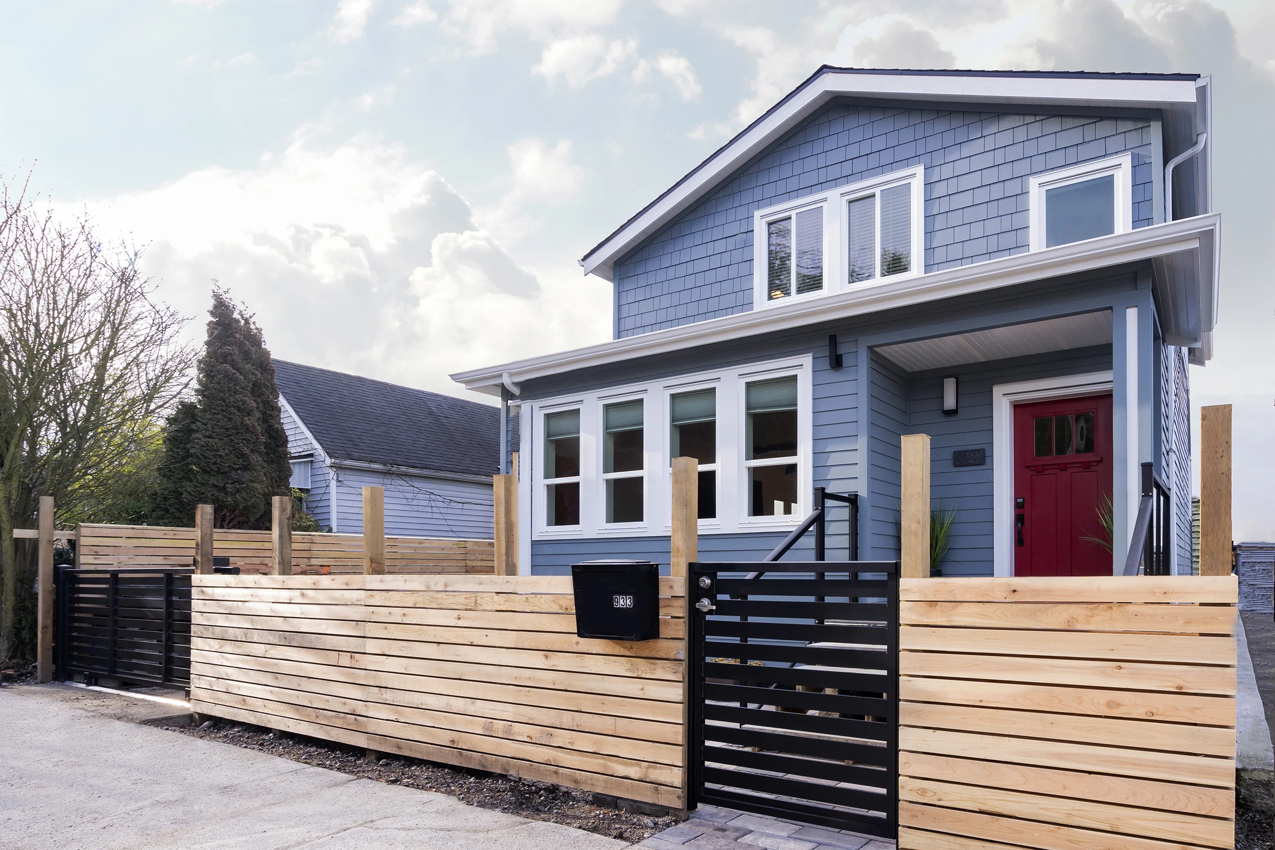 TSL LANEWAY HOMES - 933 MCLEAN-121.jpg