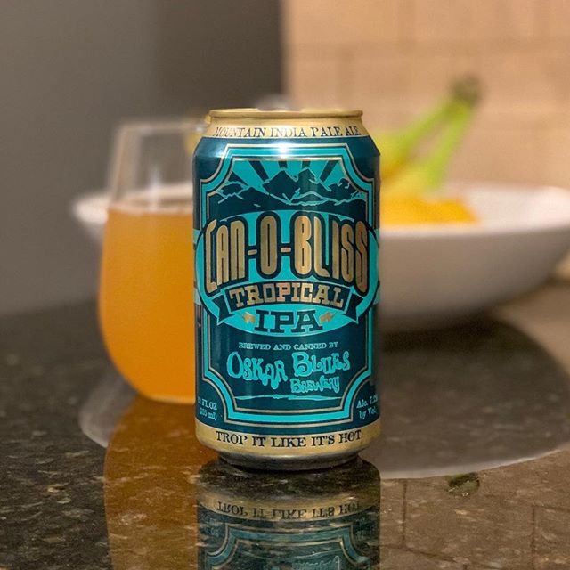 Trop it like it’s hot,
Fruity hop experience,
Sunny beach sipper. #oskarblues #canobliss #tropicalipa #ipa #coloradobeer #totalwine #craftbeer #haiku