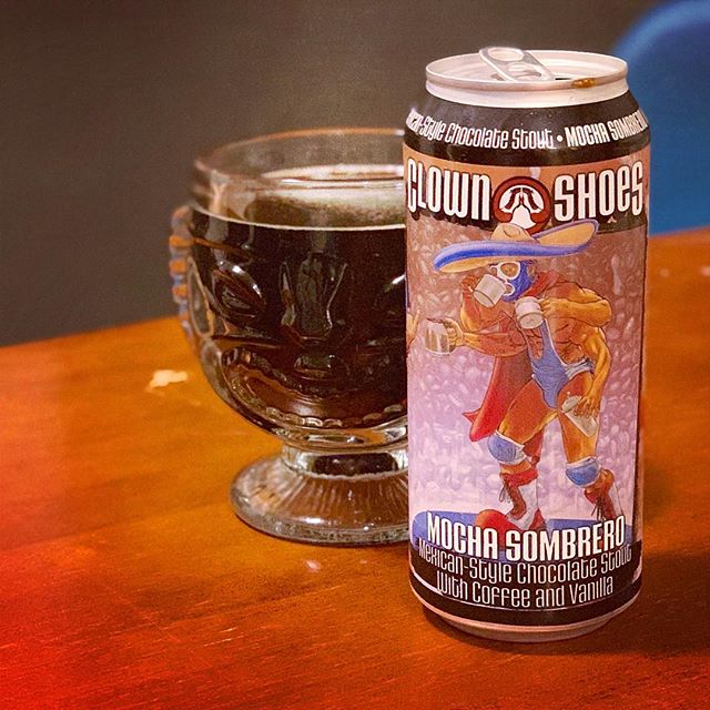 Mucho chocolate,
Cervesa sipping hombre,
Dark beers warm my soul. #clownshoesbeer #mochasombrero #massachusettsbeer #craftbeer #stout #totalwine #haiku