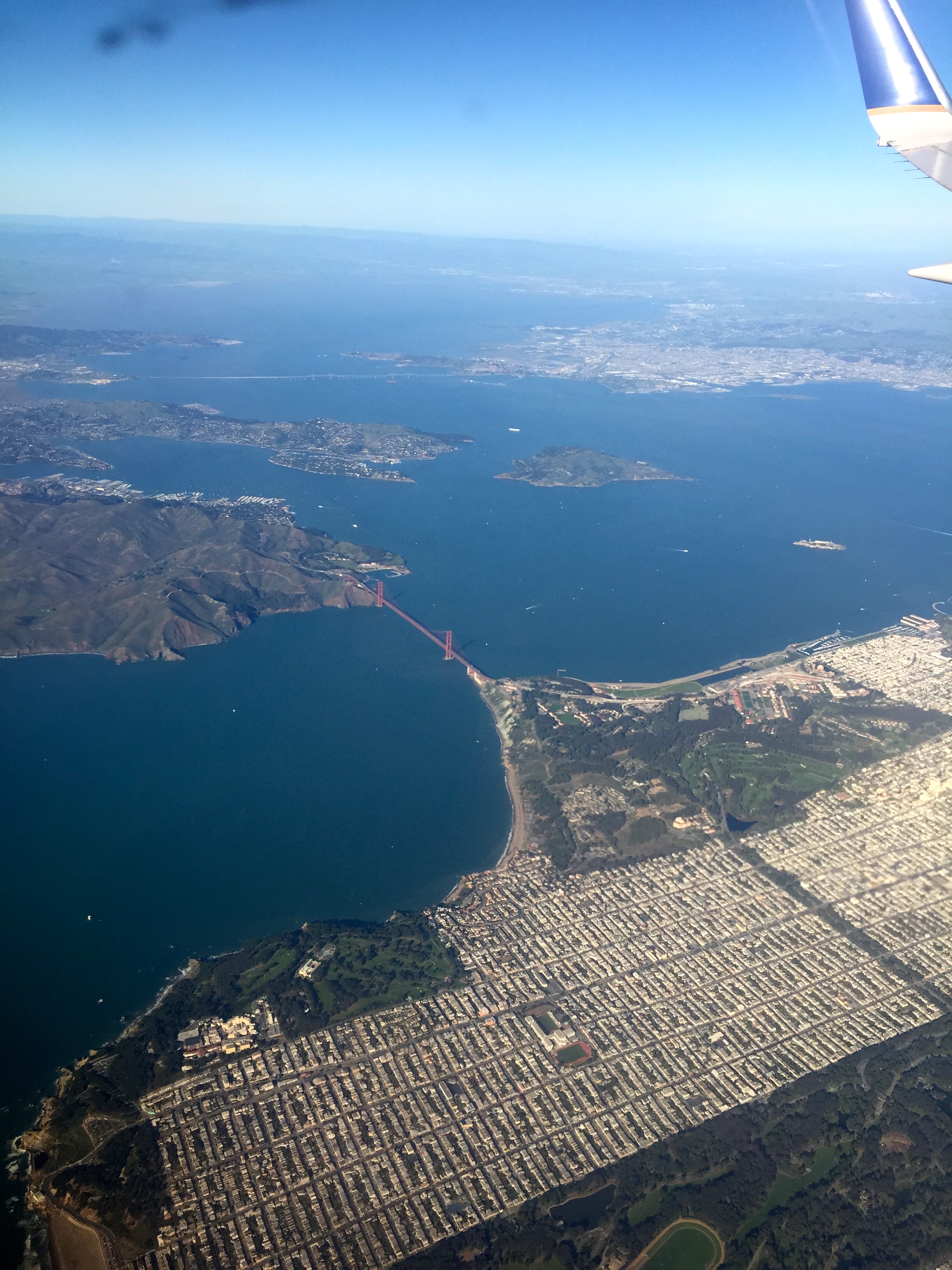 Yup; that's the Golden Gate, from about 4000 feet.