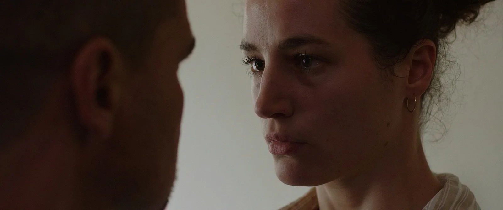 Elisa Lasowski as Ariana