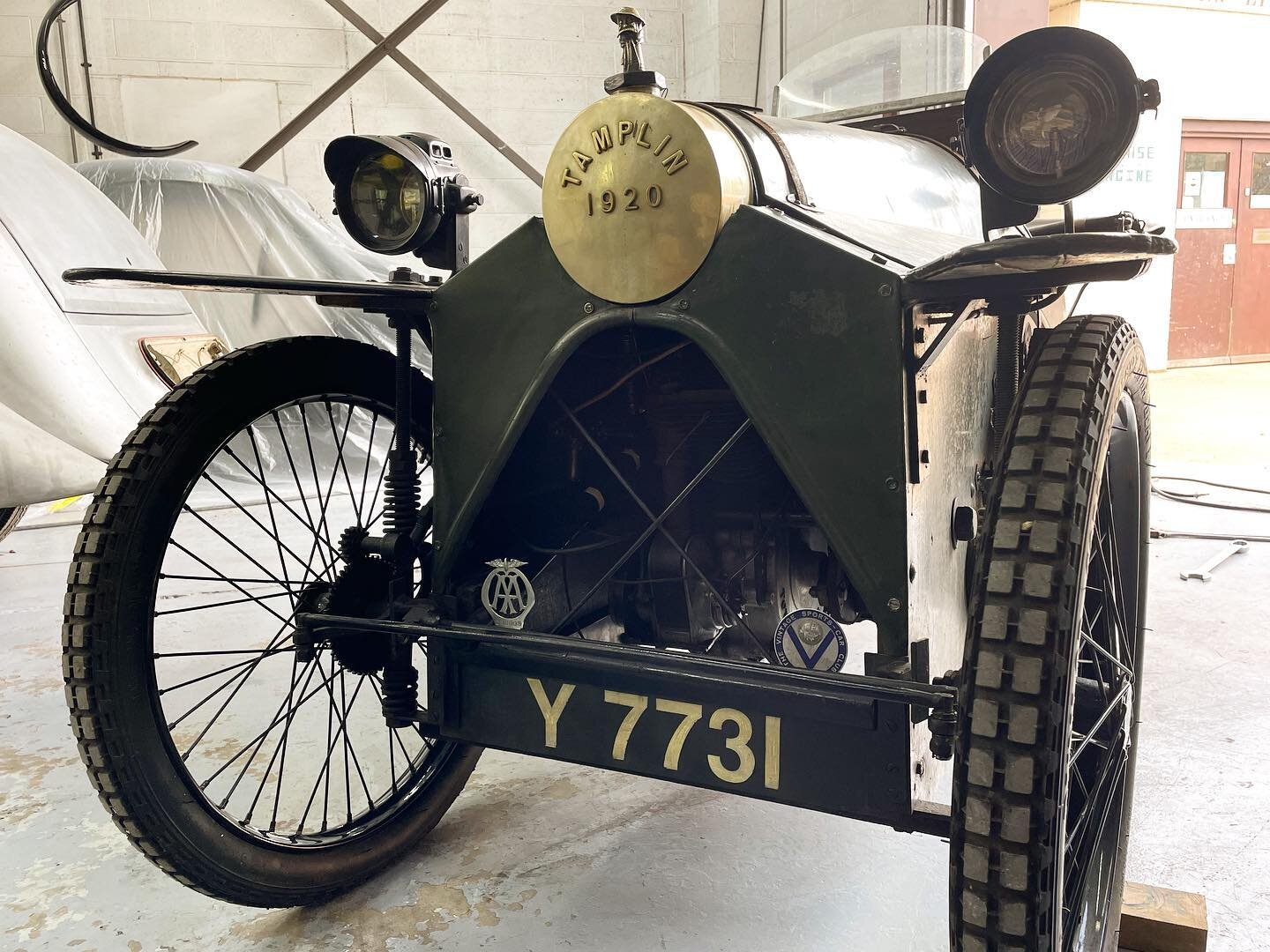Preparing the 1920 Tamplin for this weekend #akvr_uk #vintagecar #vscc #japengine #tamplin #beltdriven #cyclecar #cyclecars #1920