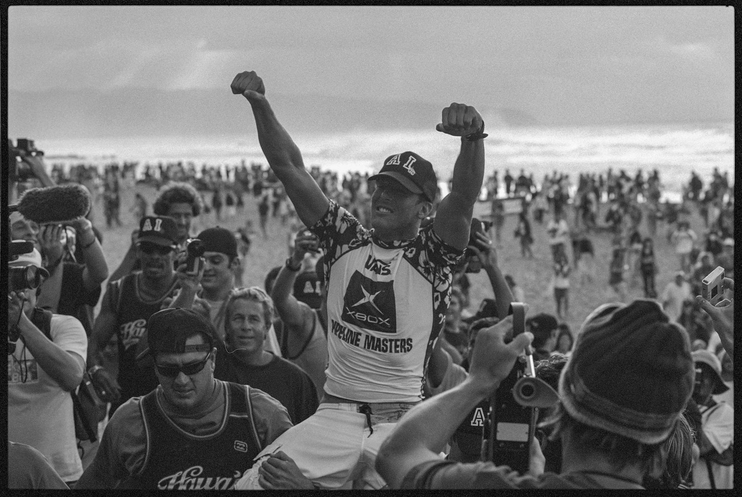 Andy Irons, 2002, Black and White Film
