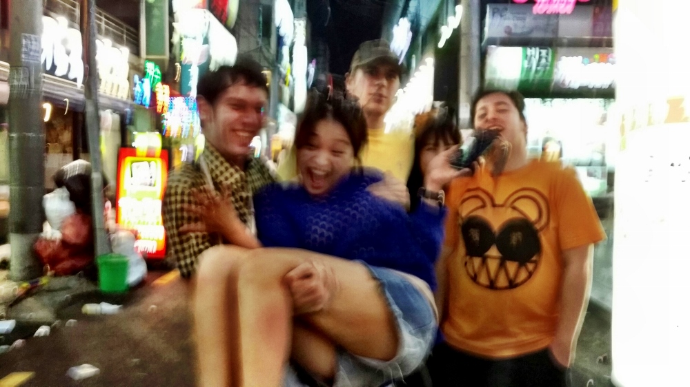  Blurrier picture of Chase, April, Craig, Yuree and me outside Thursday Party 