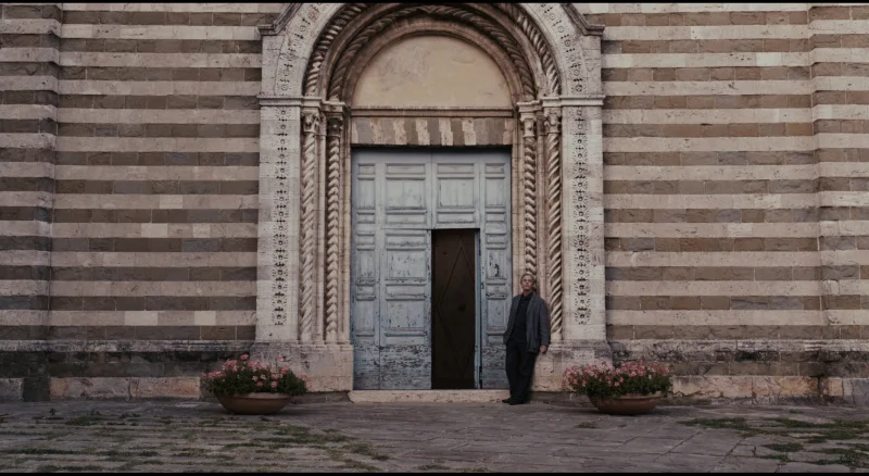 From Certified Copy (2010)