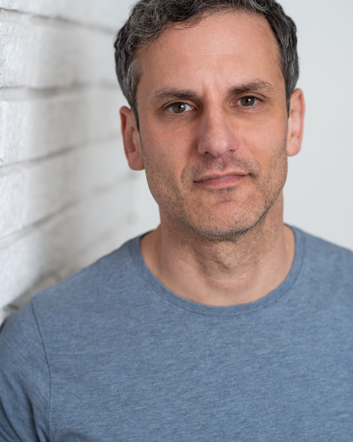 I just wanted to share some fantastic new #headshots with you - taken by the very talented Lesley Cook. Can't recommend Lesley enough if you're looking for headshots. She made the whole experience fun and collaborative, and has a great setup at her h