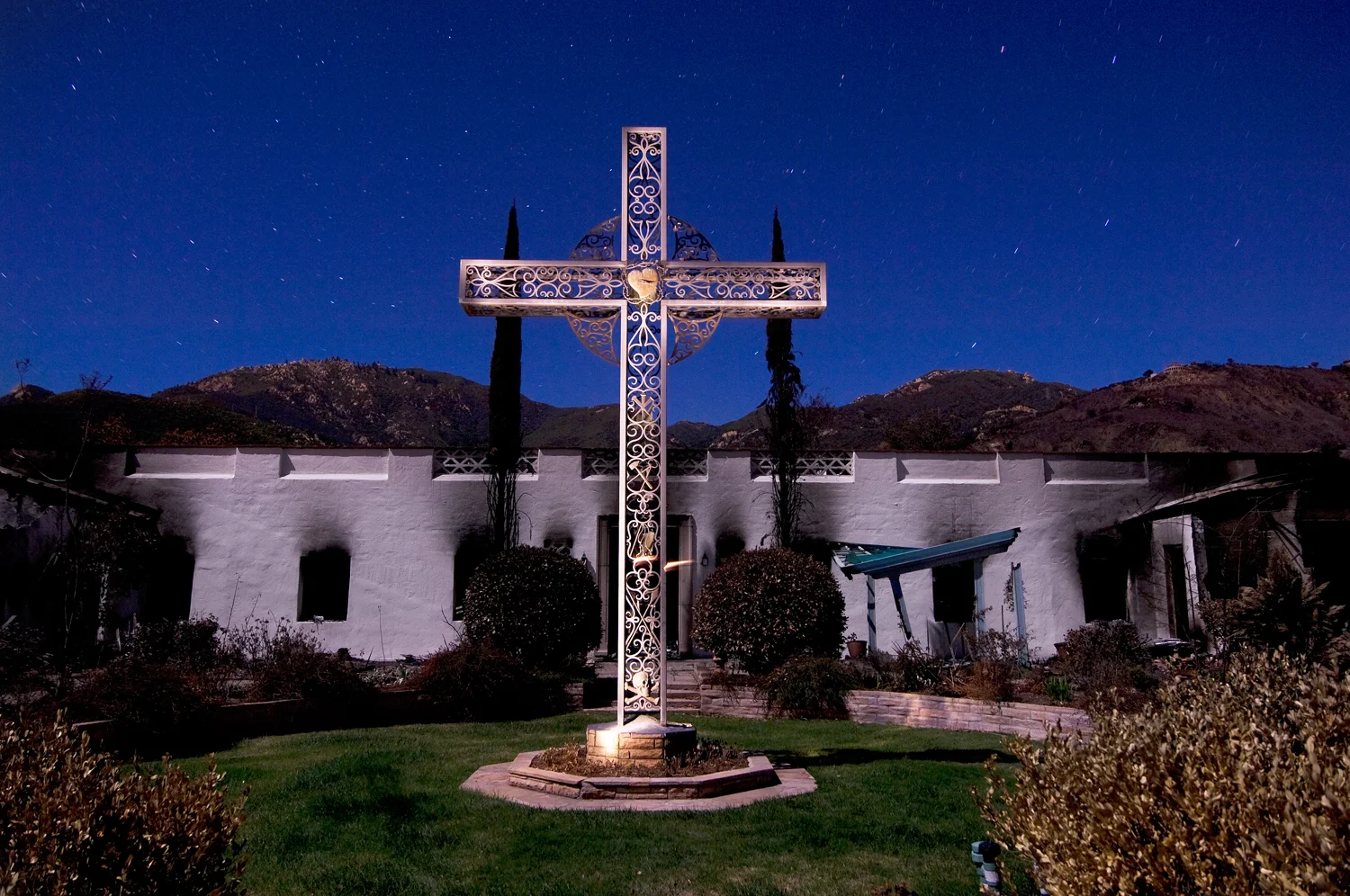 :: MT. CALVARY CROSS ::
