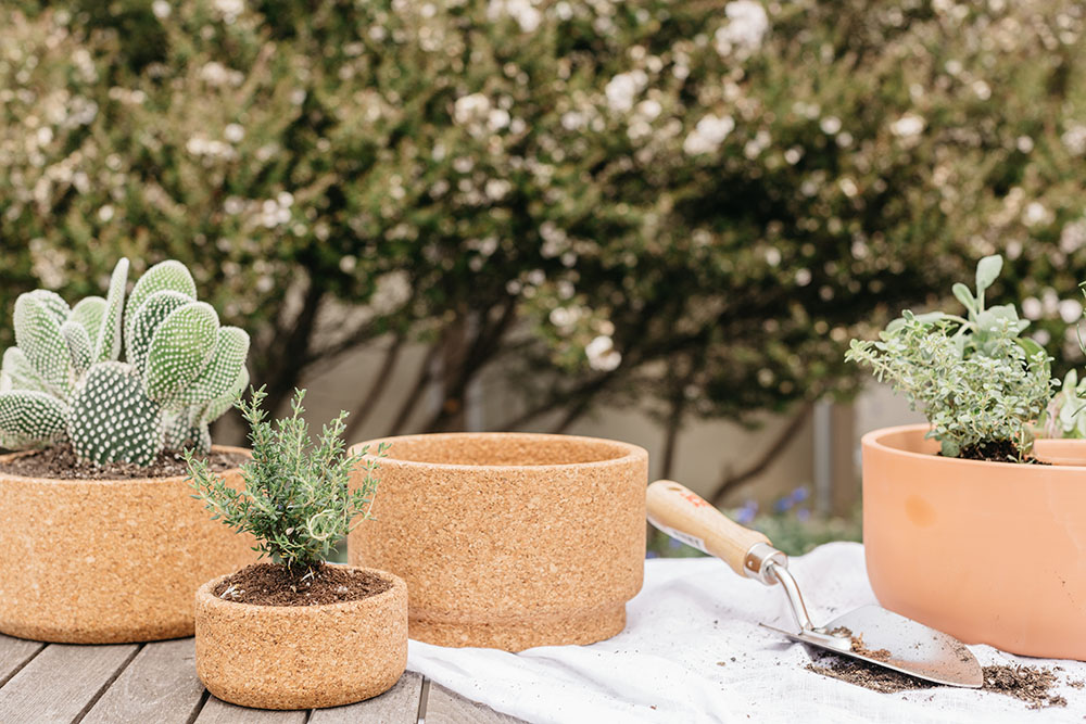 ferm living planter Ferm Living Hourglass Pot