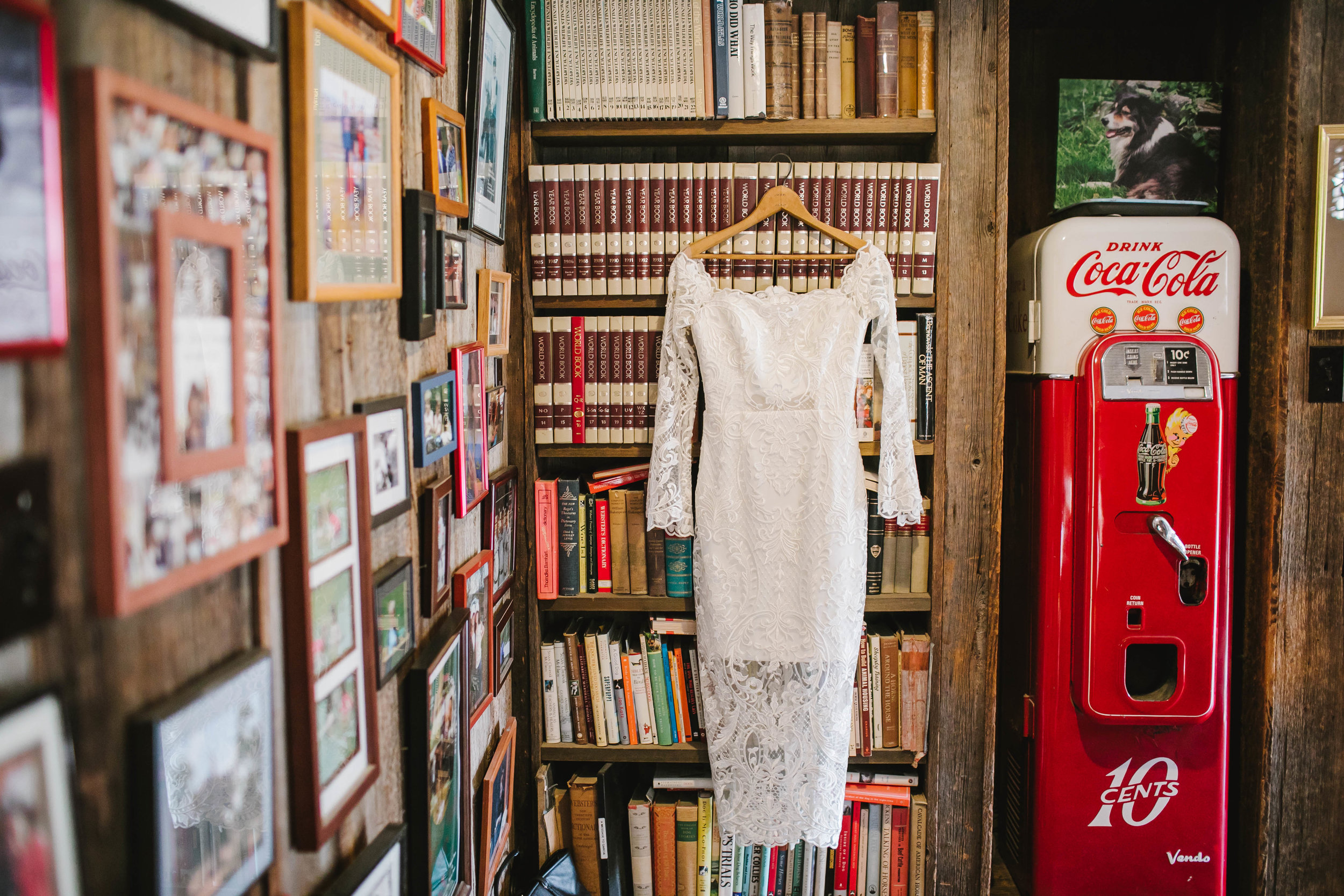 Vermont back yard farm wedding West winds farm vingtage casual unconventional - Emily Tebbetts Photography-1.jpg