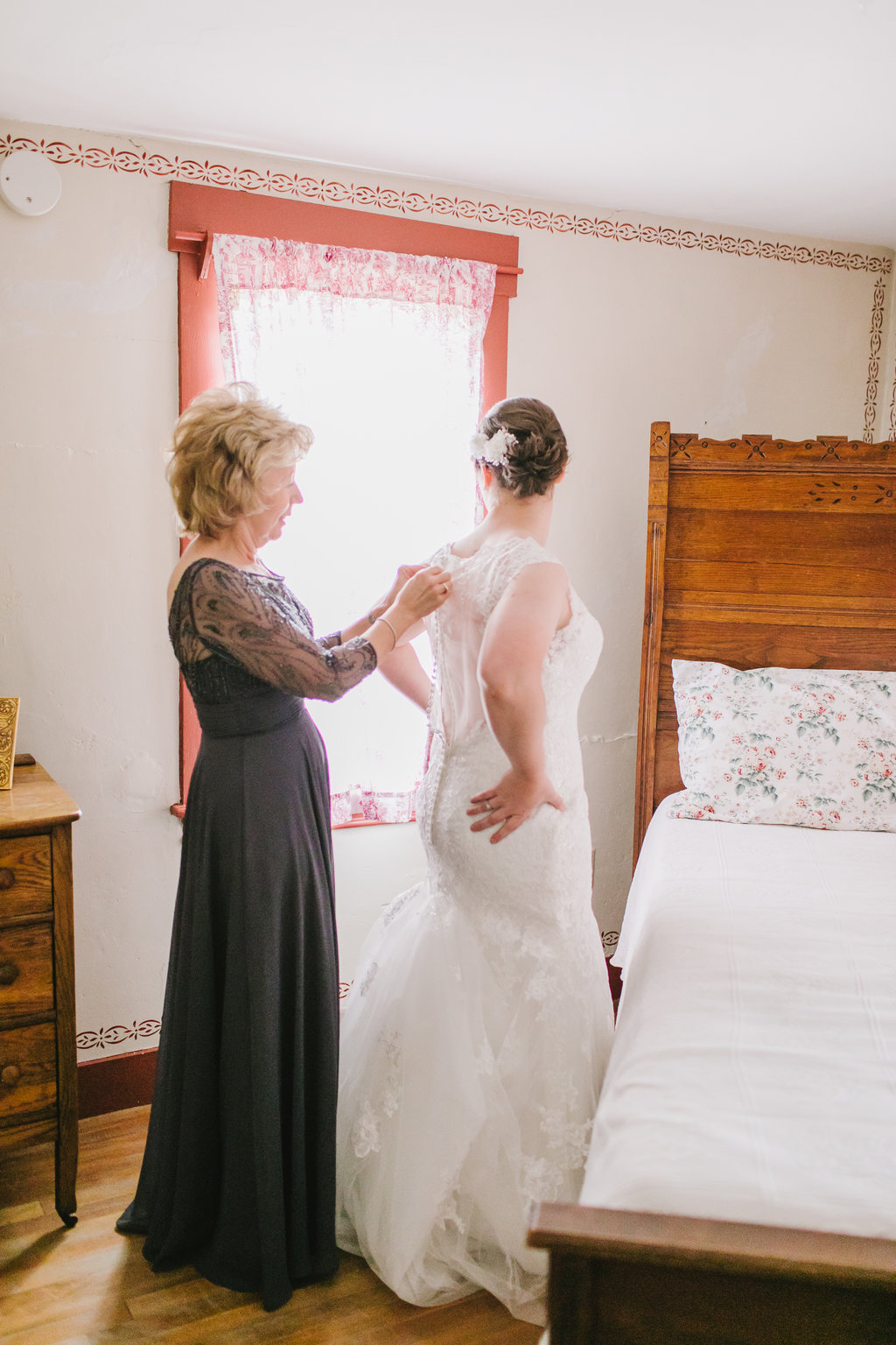 Sarah+JacobWedding-EmilyTebbettsPhotography--32.jpg