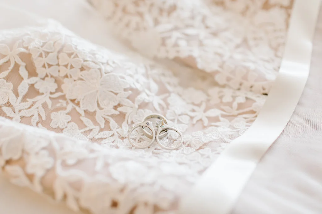Danica+DanWedding-EmilyTebbettsPhotography--794.jpg