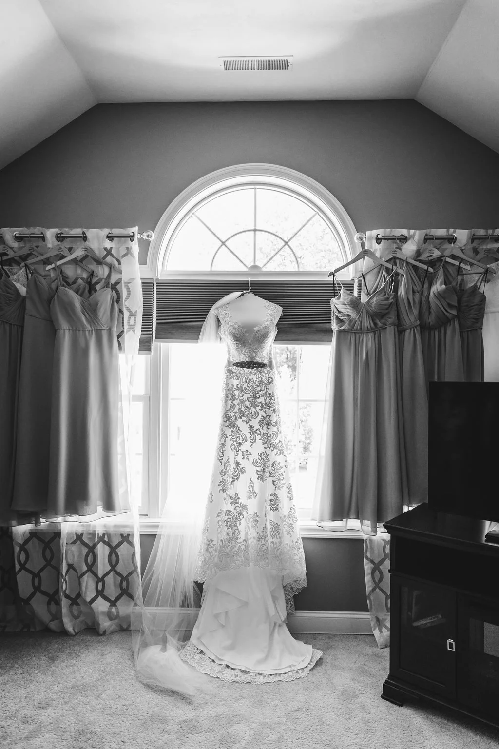 Diana+MarkWedding-EmilyTebbettsPhotography--8.jpg