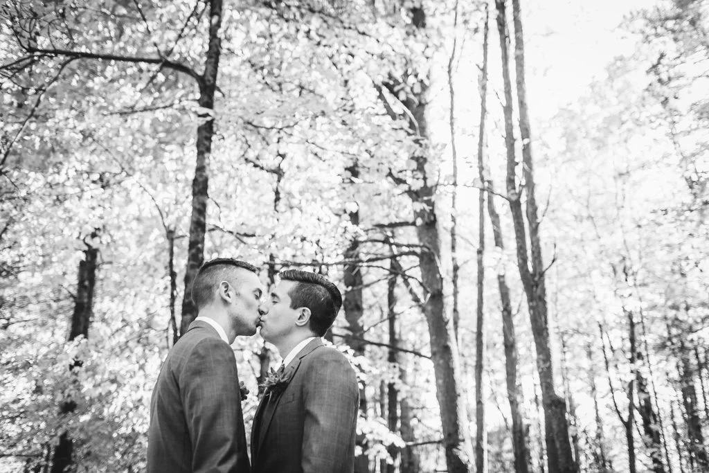 Alex+CoreyWedding-EmilyTebbettsPhotography--133.jpg