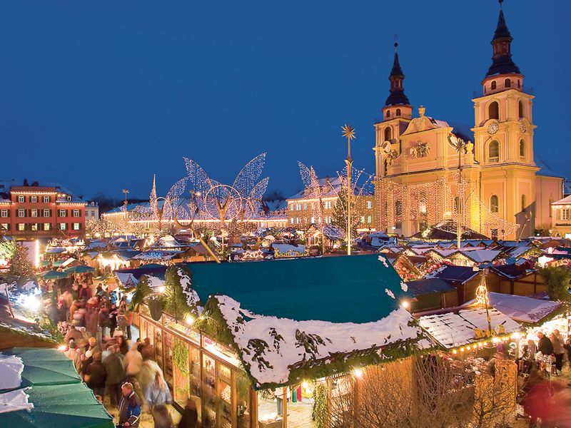 The Baroque beauty of the Ludwigsburg Market - easy to visit on my Christmas Markets tour!