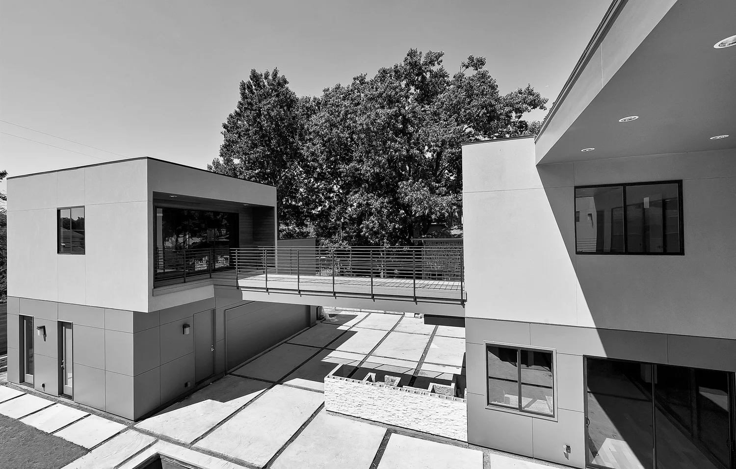 4306Ridge_ClassicUrbanHomes-Hi-3470474320-O.jpg