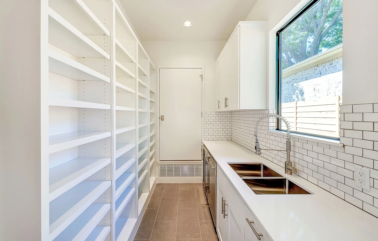 4306Ridge_ClassicUrbanHomes-Hi-3470458312-O.jpg