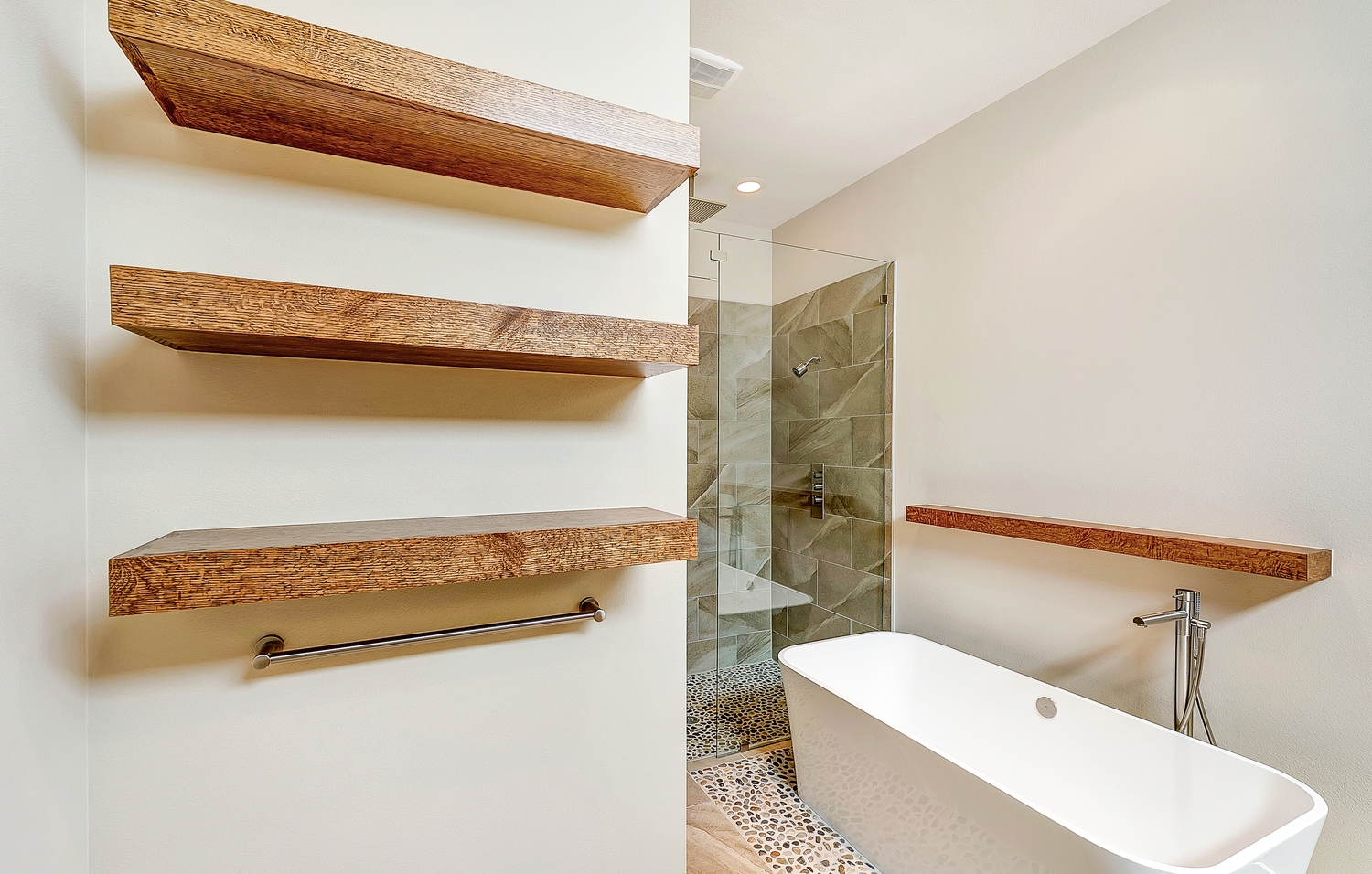 4306Ridge_ClassicUrbanHomes-Hi-3470461783-O.jpg