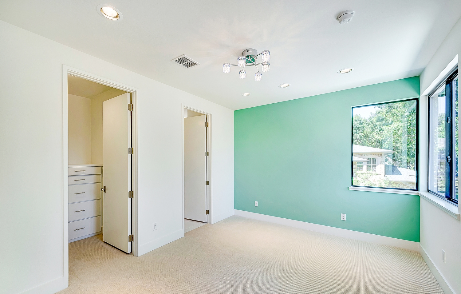 4306Ridge_ClassicUrbanHomes-Hi-3470464265-O.jpg