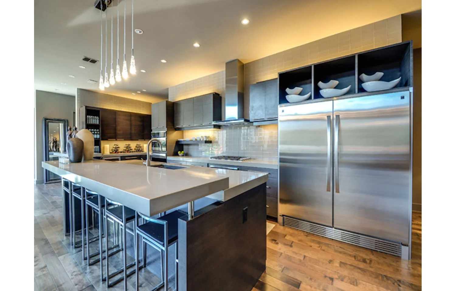 Kitchen 2.jpg