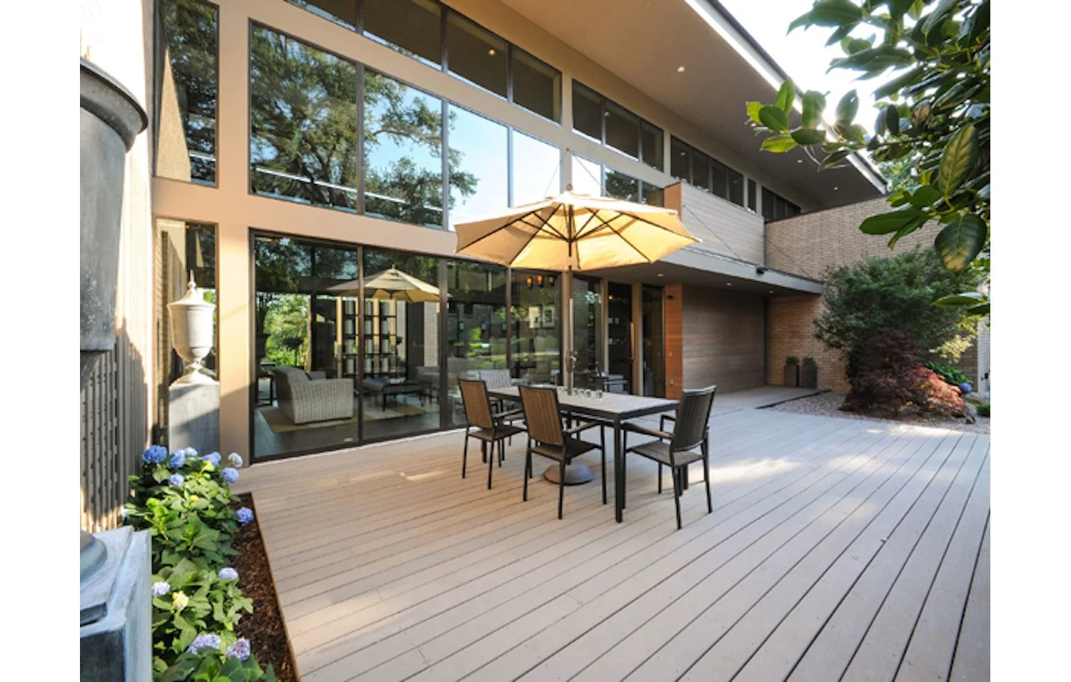 Outdoor 6.jpg
