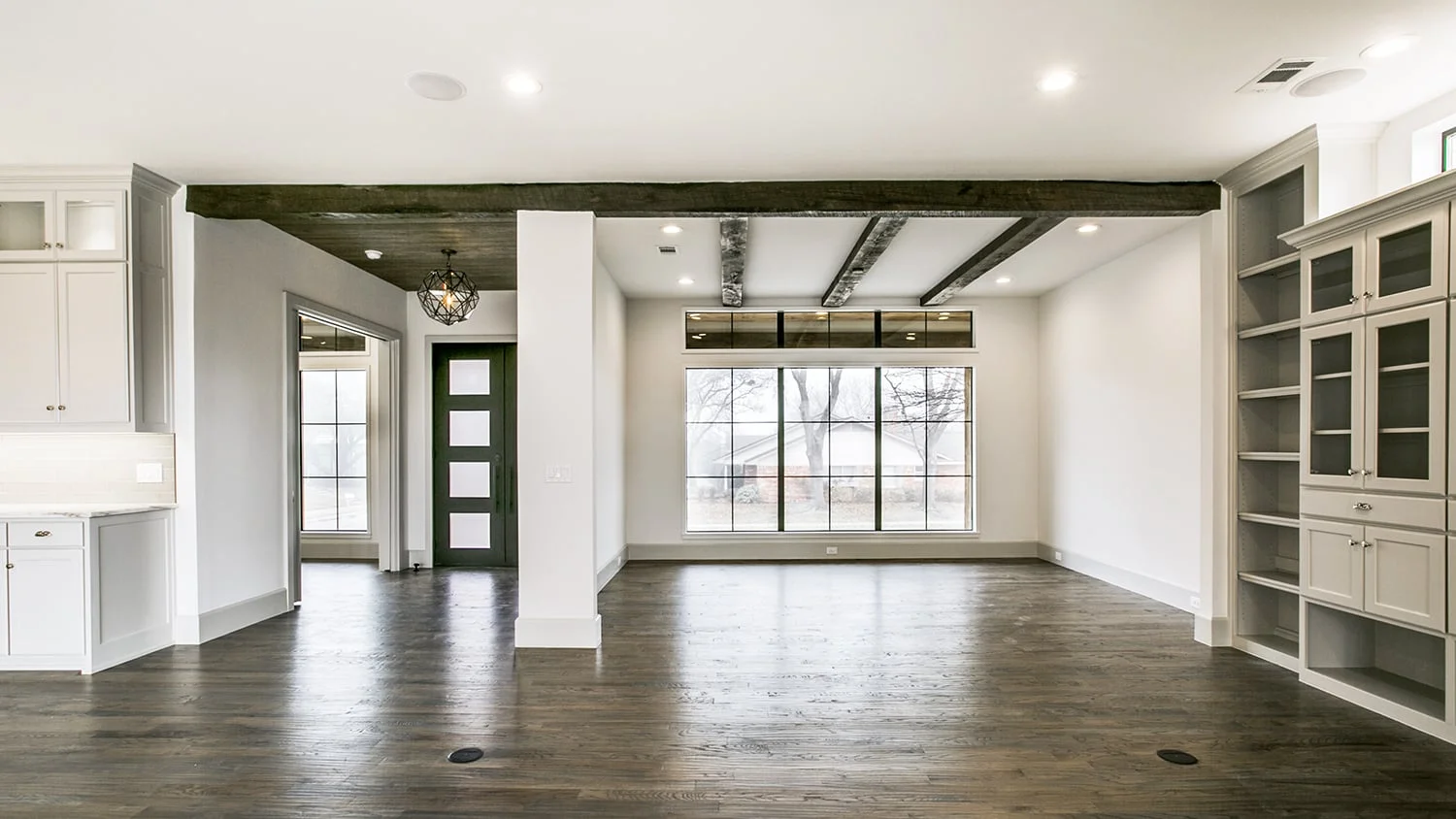 entry and dining.jpg