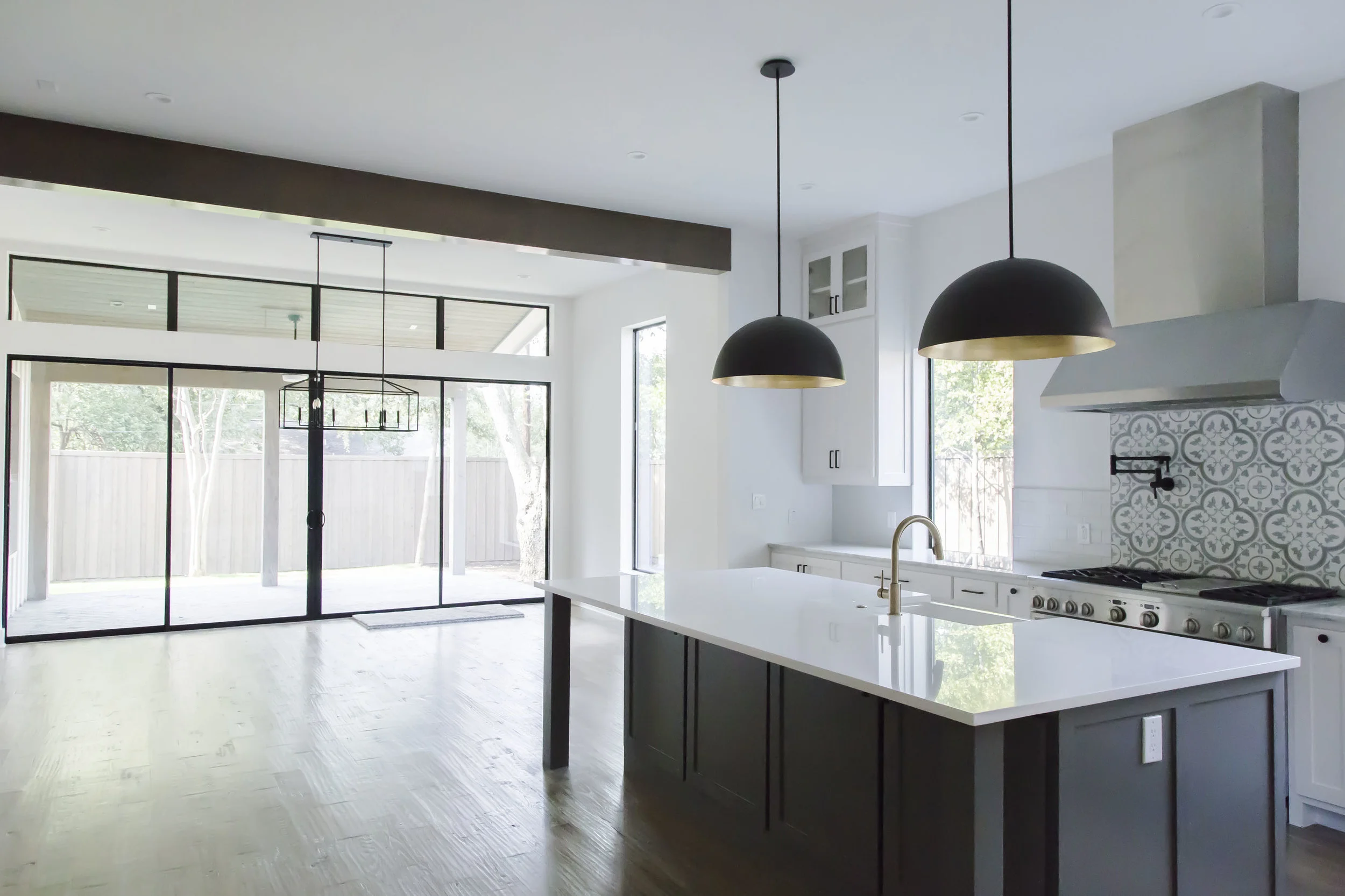 kitchen_natural_tile_modern_open_new.jpg