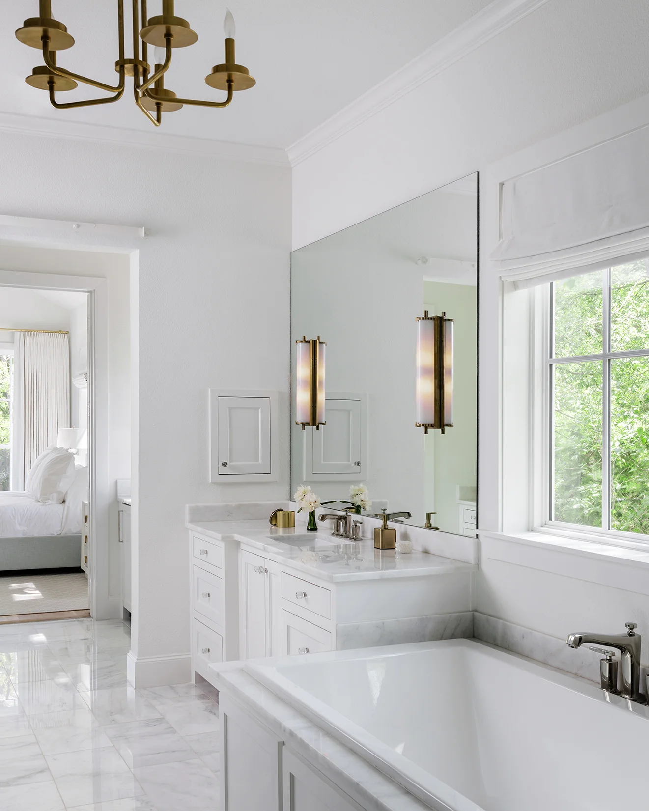 Master Bathroom 1.jpg