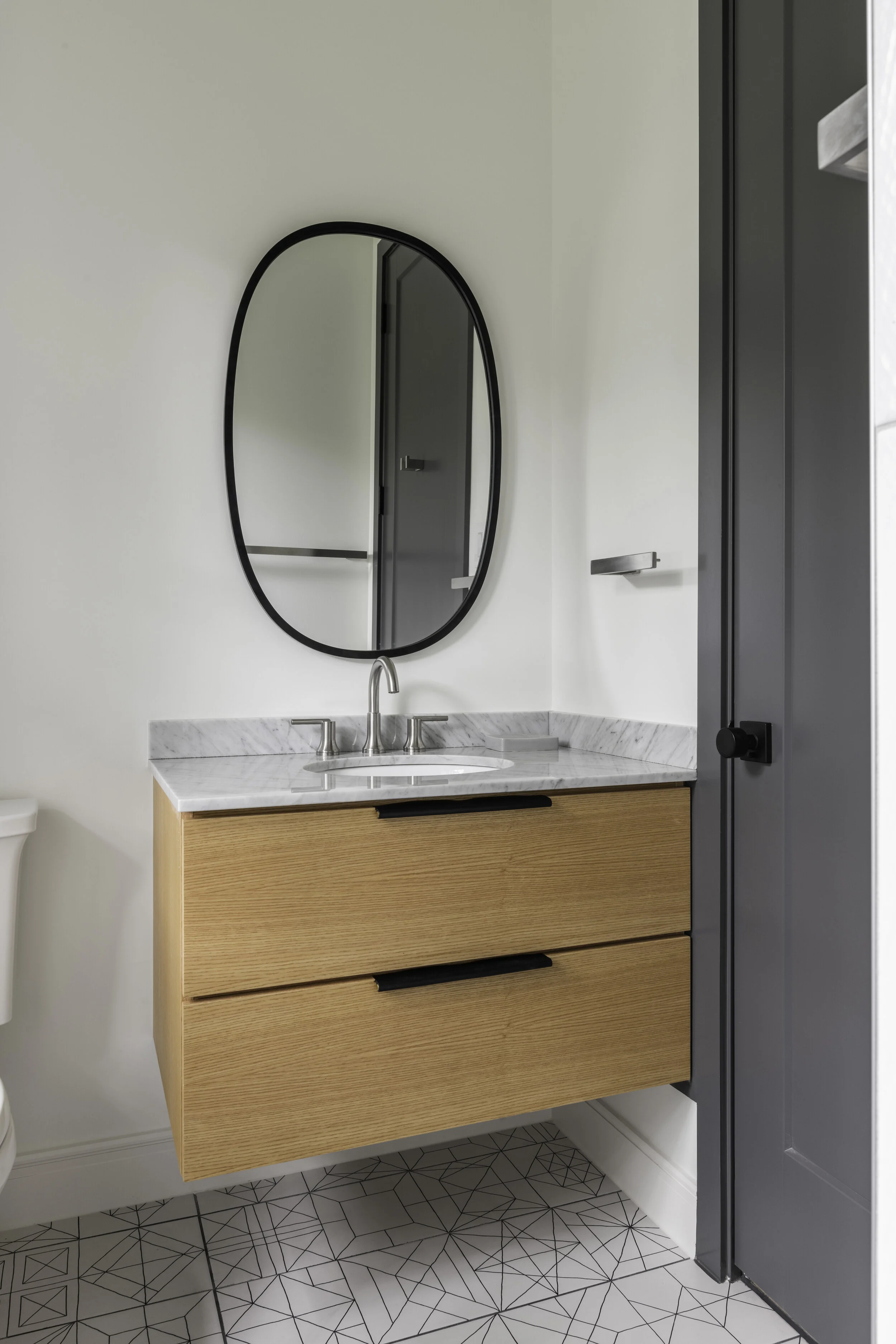 bathroom vanity 1.jpg