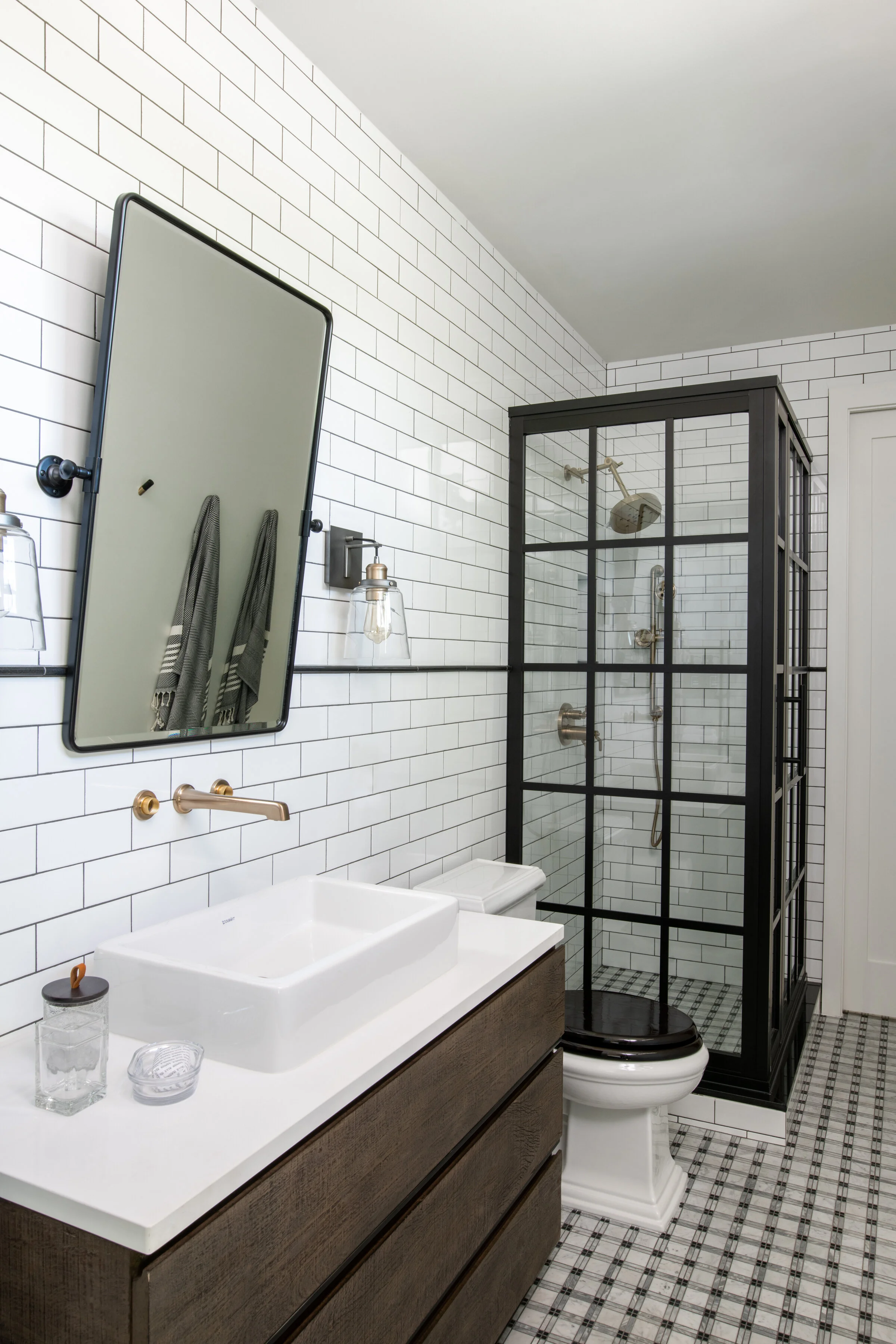 Bathroom 2.jpg
