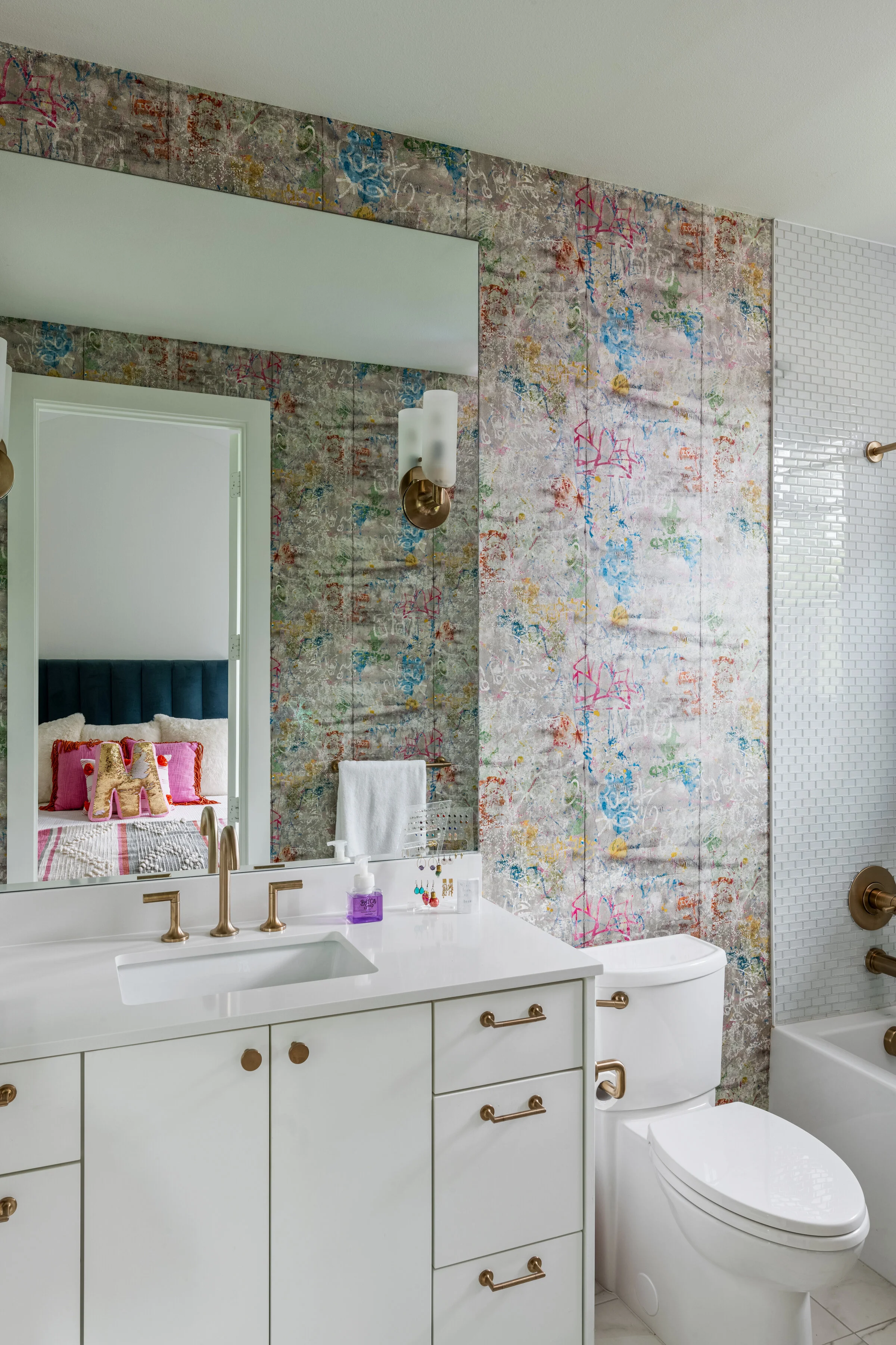 Kids Bathroom 2.jpg