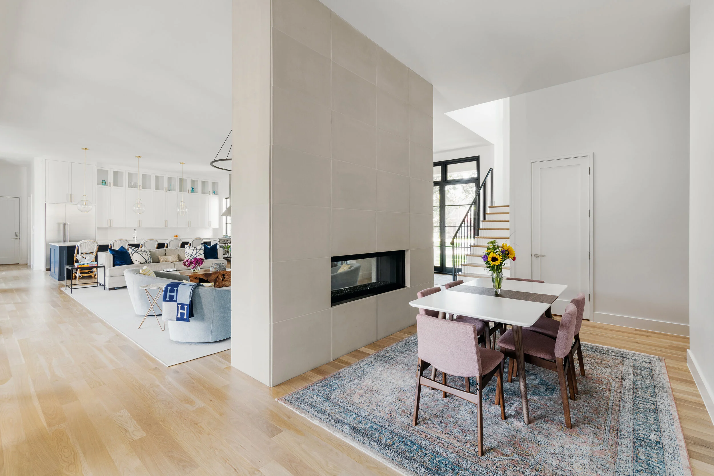 Living Room 2.jpg
