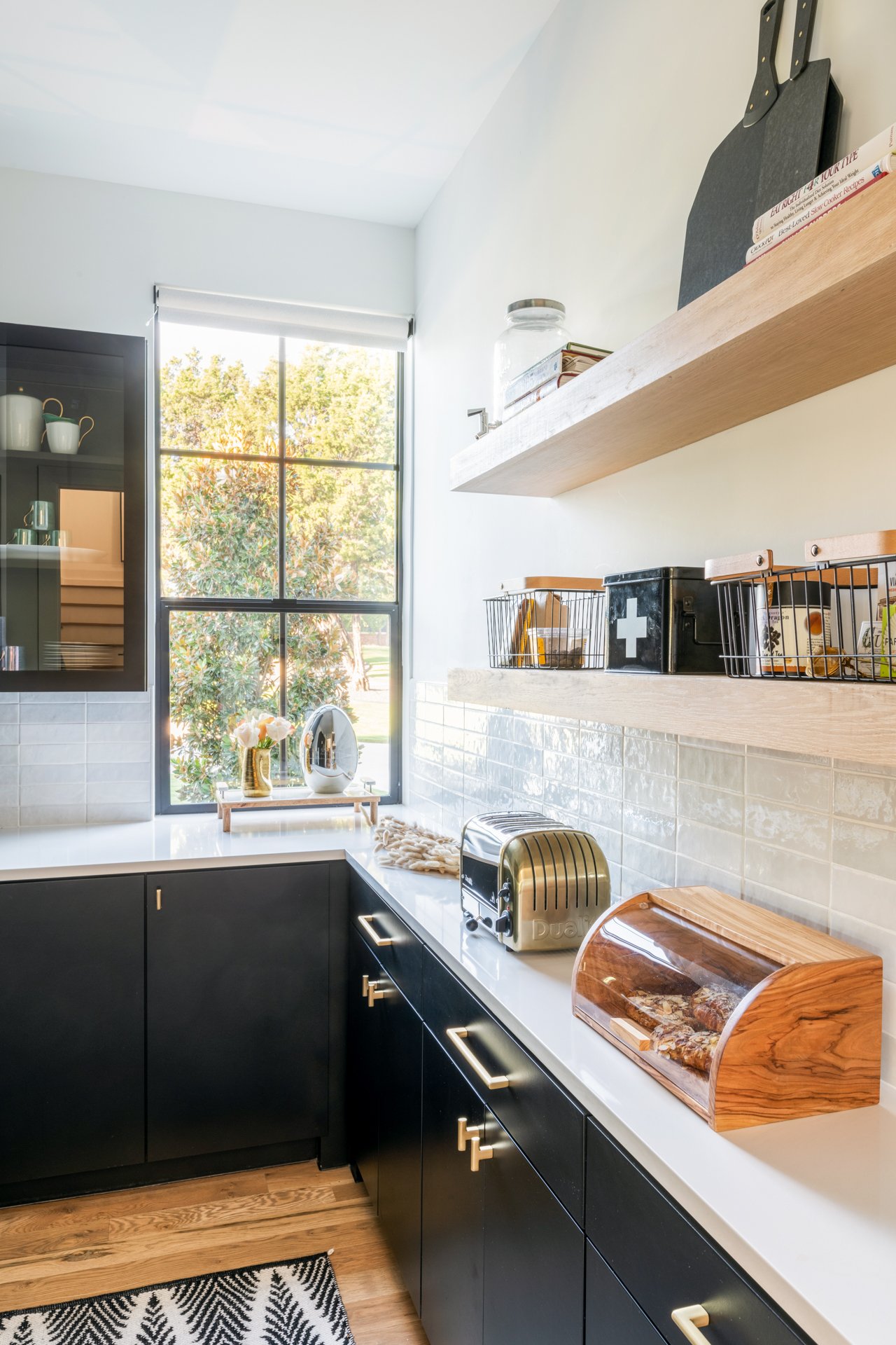 pantry_72.jpg